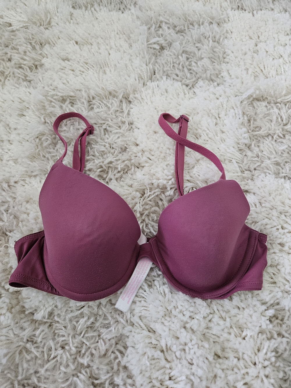 Victorias Secret PINK Women's Tshirt Bra Lightly Lined